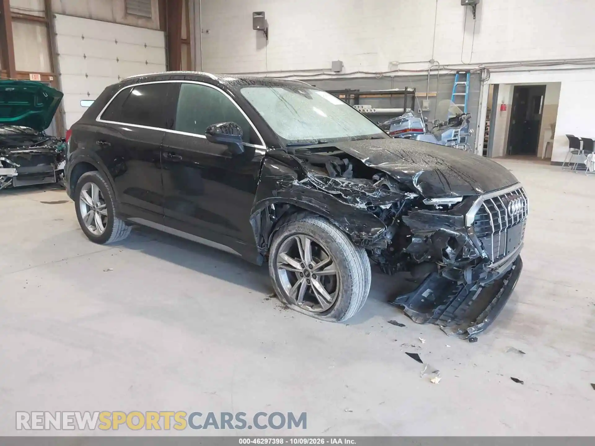1 Photograph of a damaged car WA1DECF32M1024106 AUDI Q3 2021