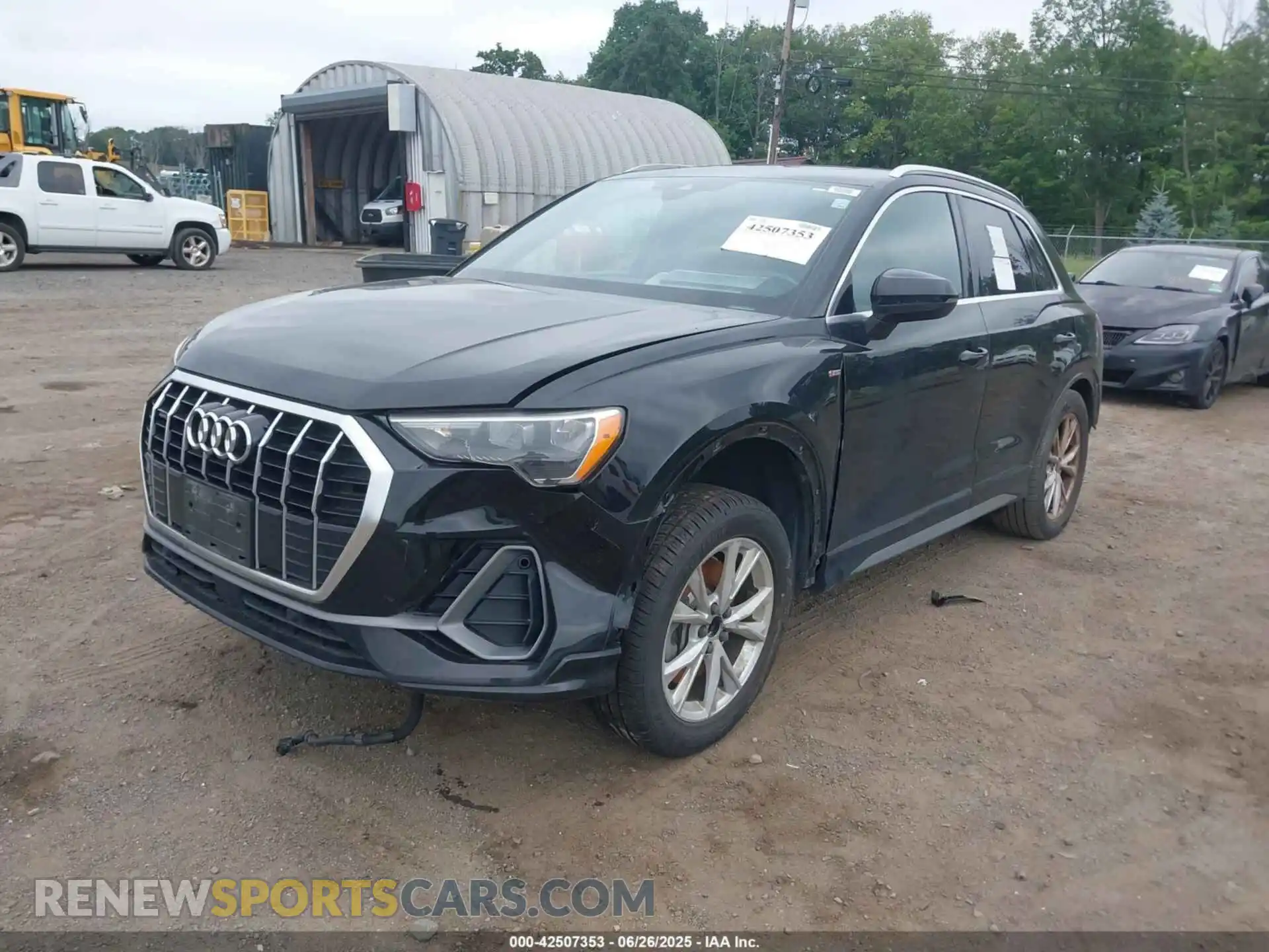 2 Photograph of a damaged car WA1DECF32M1031265 AUDI Q3 2021