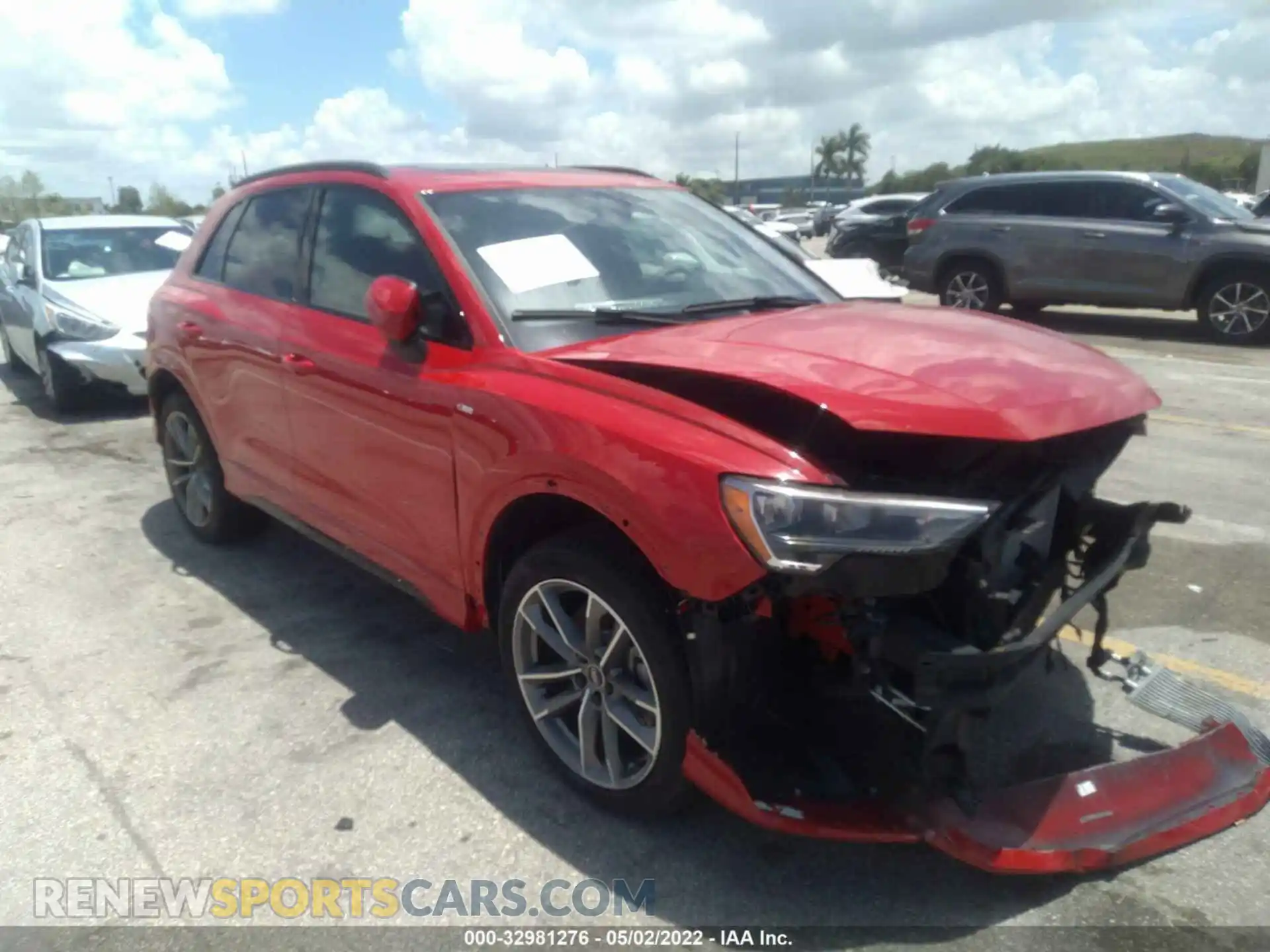 1 Photograph of a damaged car WA1DECF32M1040483 AUDI Q3 2021