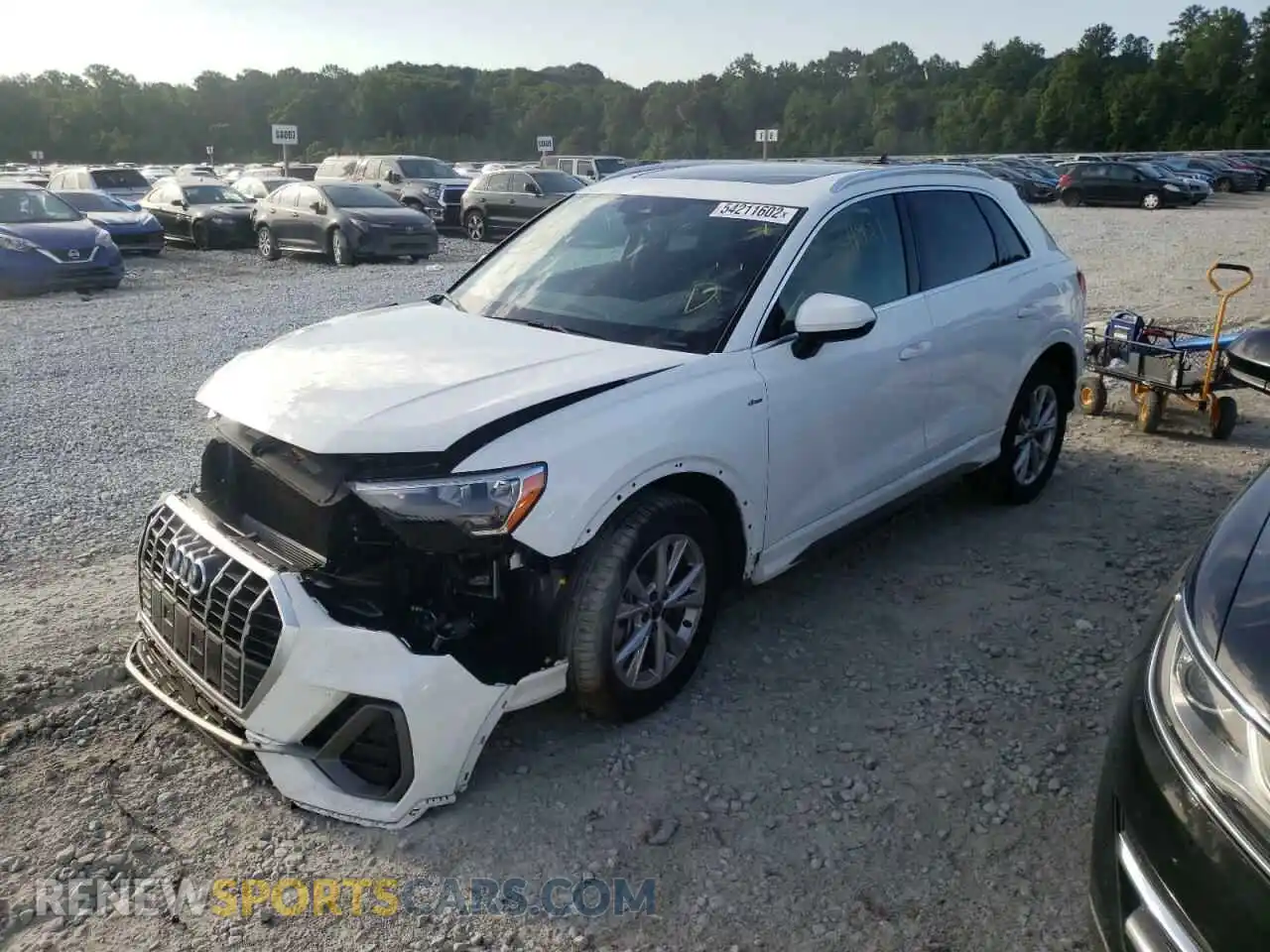 2 Photograph of a damaged car WA1DECF32M1068249 AUDI Q3 2021