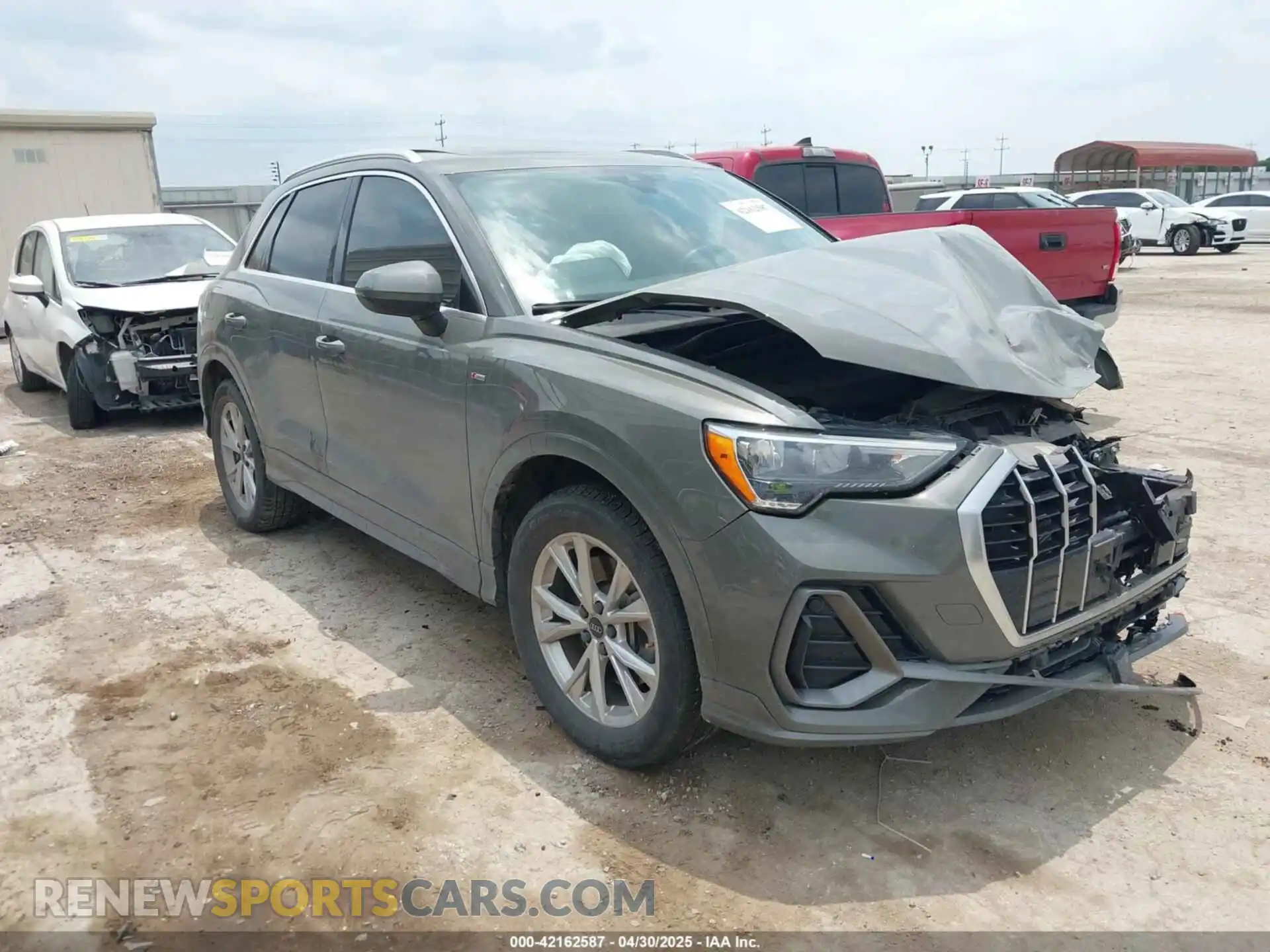 1 Photograph of a damaged car WA1DECF33M1040282 AUDI Q3 2021