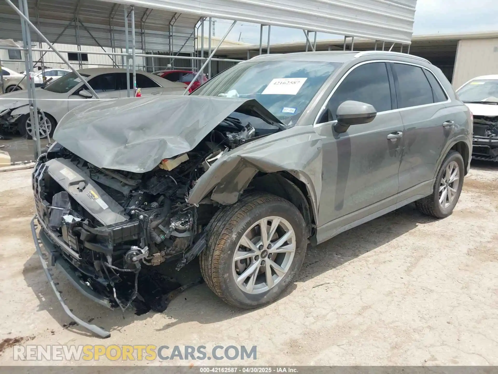 2 Photograph of a damaged car WA1DECF33M1040282 AUDI Q3 2021