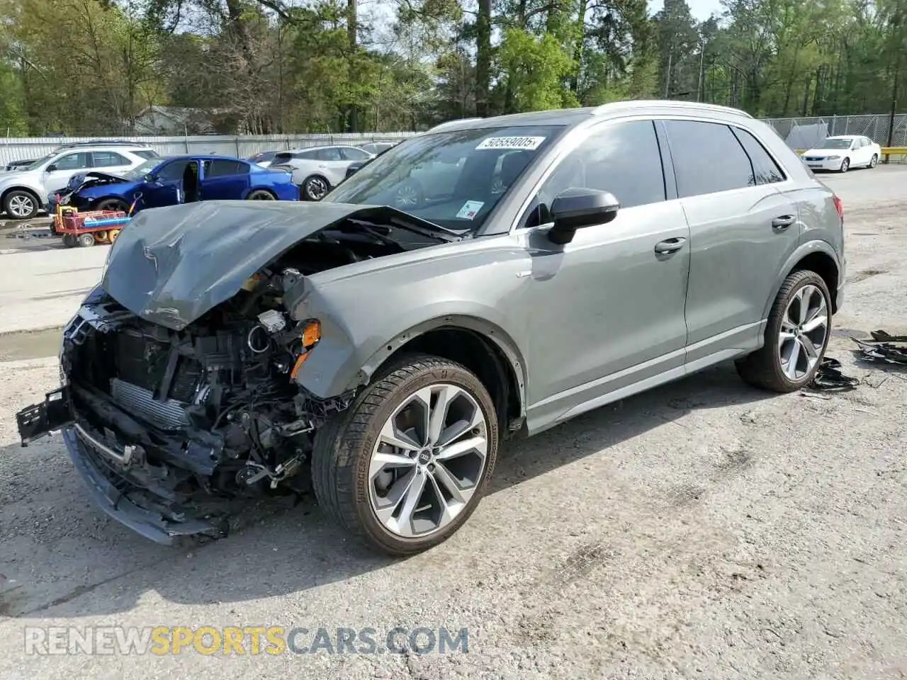 1 Photograph of a damaged car WA1DECF33M1082709 AUDI Q3 2021