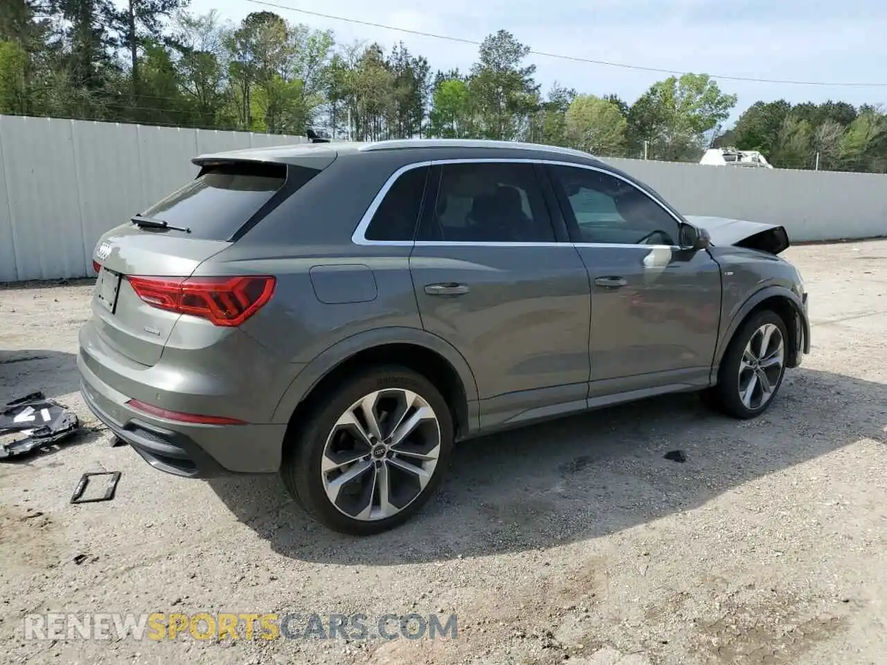 3 Photograph of a damaged car WA1DECF33M1082709 AUDI Q3 2021