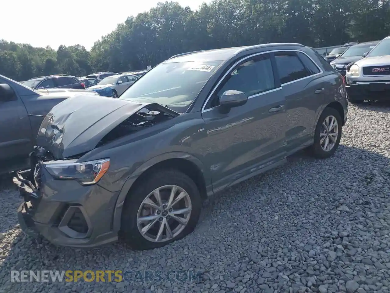 1 Photograph of a damaged car WA1DECF33M1104191 AUDI Q3 2021
