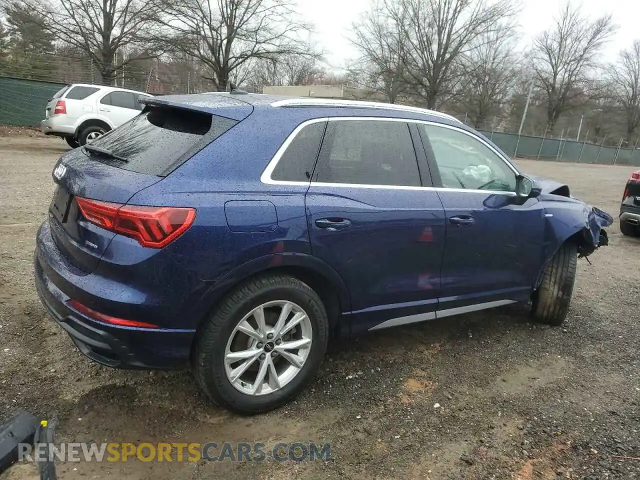 3 Photograph of a damaged car WA1DECF34M1050416 AUDI Q3 2021