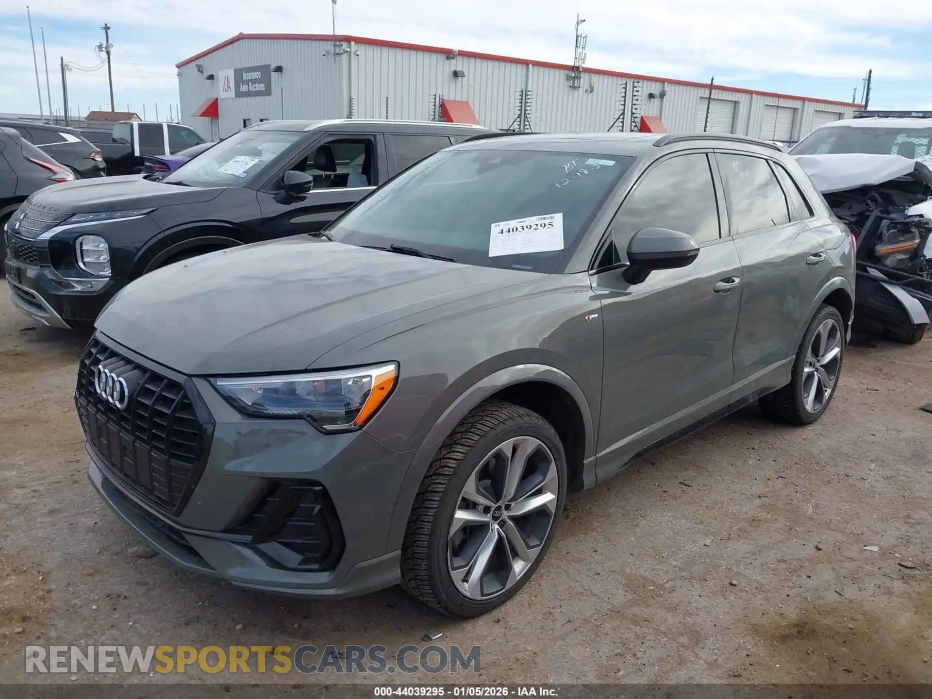 2 Photograph of a damaged car WA1DECF35M1052434 AUDI Q3 2021