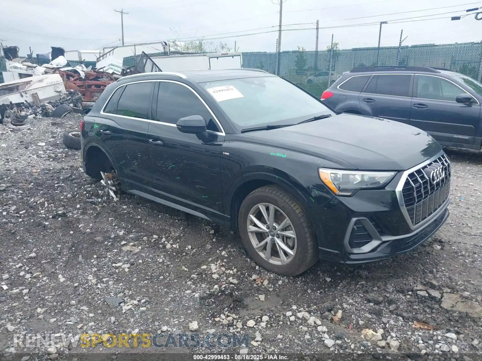 1 Photograph of a damaged car WA1DECF36M1010936 AUDI Q3 2021