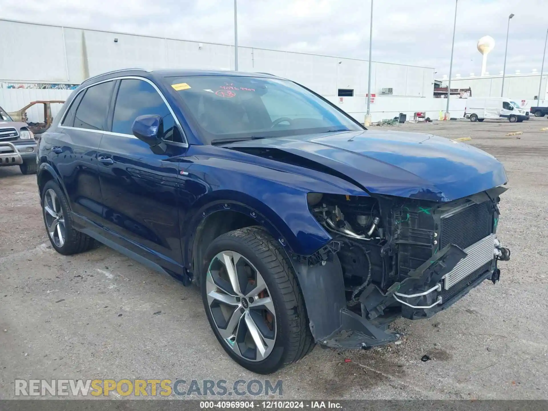 1 Photograph of a damaged car WA1DECF37M1049616 AUDI Q3 2021