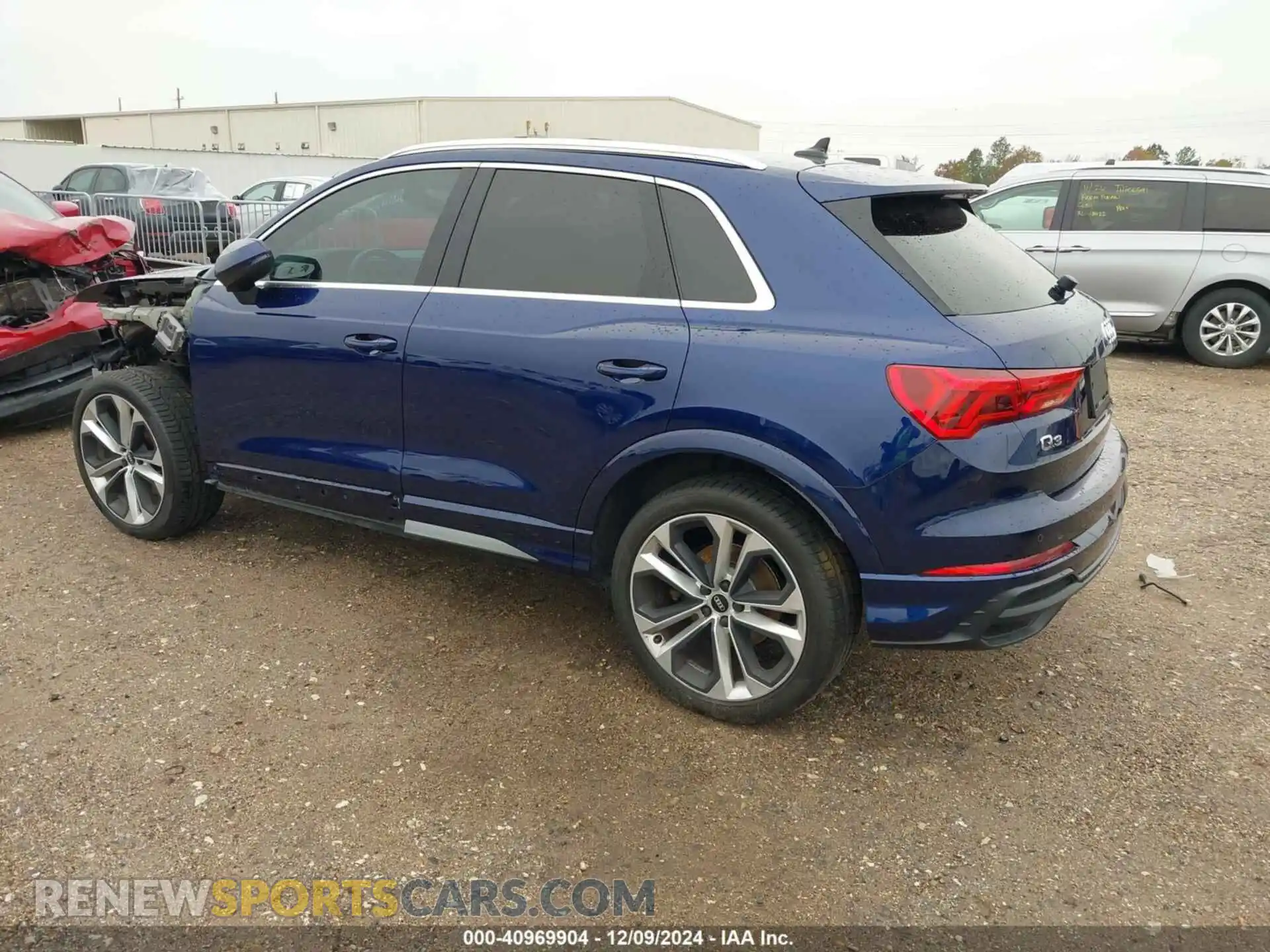 3 Photograph of a damaged car WA1DECF37M1049616 AUDI Q3 2021