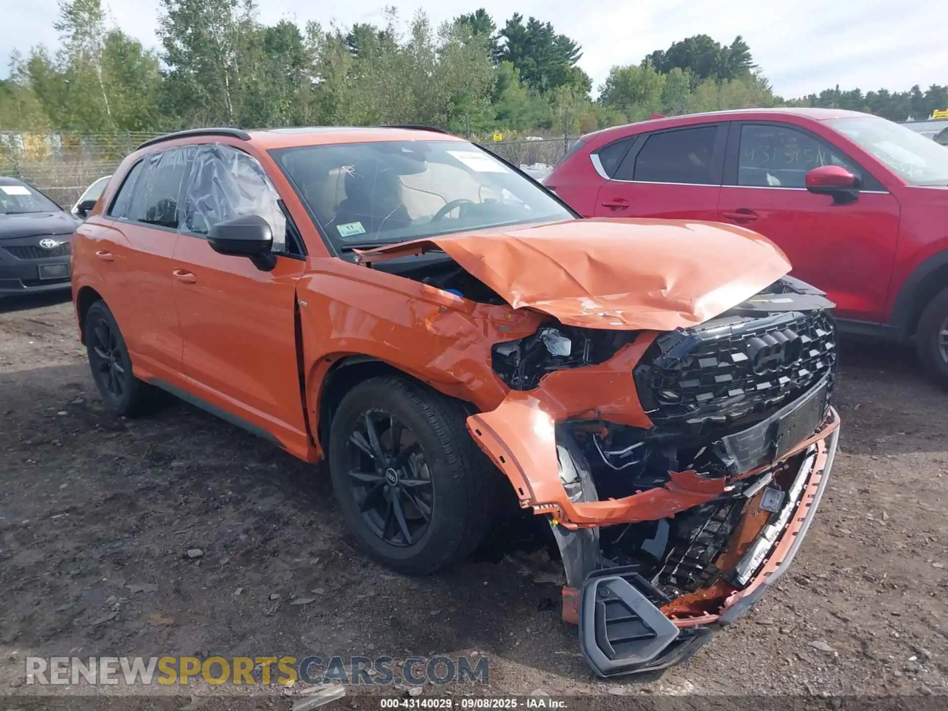 1 Photograph of a damaged car WA1DECF37M1131247 AUDI Q3 2021