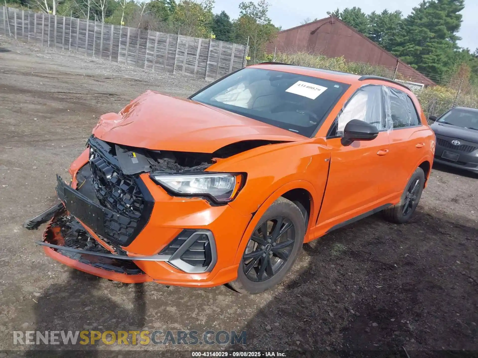 2 Photograph of a damaged car WA1DECF37M1131247 AUDI Q3 2021