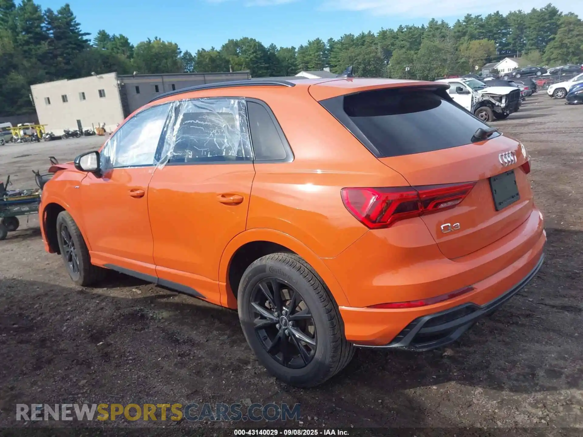 3 Photograph of a damaged car WA1DECF37M1131247 AUDI Q3 2021