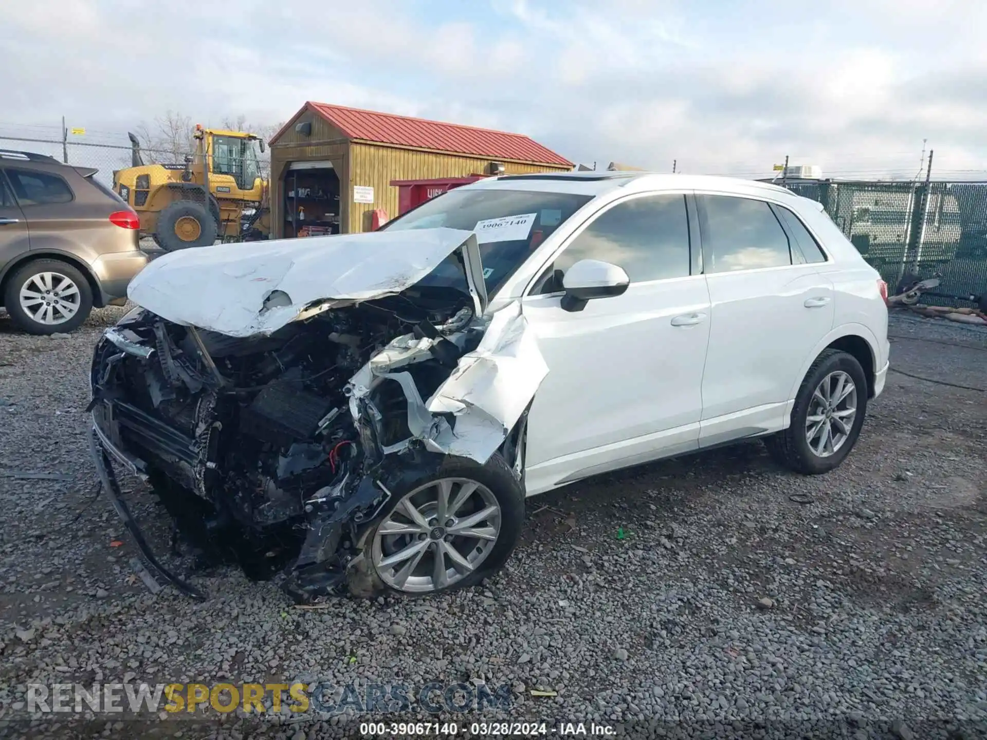 2 Photograph of a damaged car WA1DECF38M1016673 AUDI Q3 2021