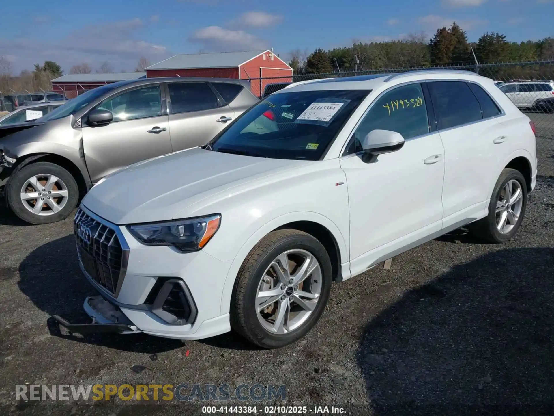 2 Photograph of a damaged car WA1DECF39M1023177 AUDI Q3 2021