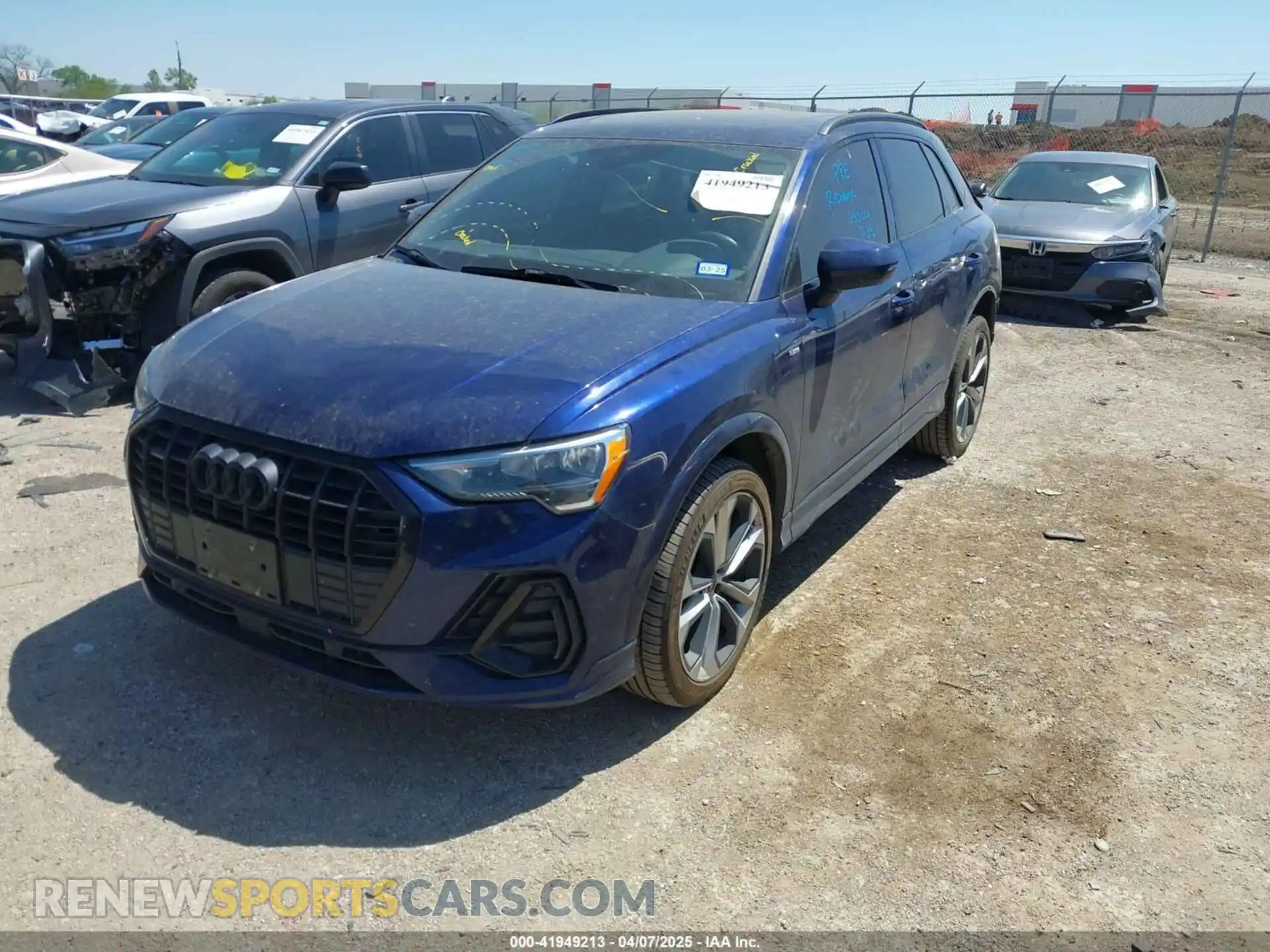 2 Photograph of a damaged car WA1DECF3XM1085641 AUDI Q3 2021
