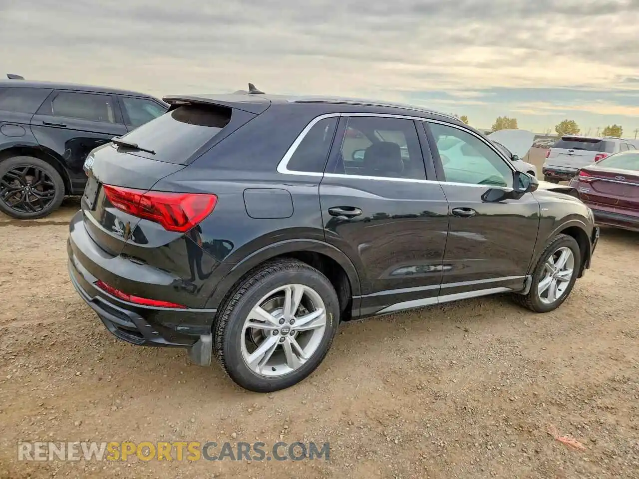 3 Фотография поврежденного автомобиля WA1EECF30M1004277 AUDI Q3 2021