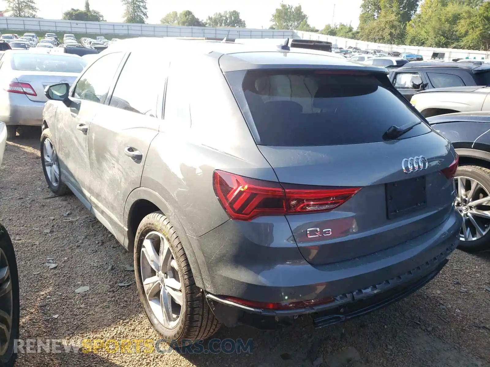 3 Photograph of a damaged car WA1EECF30M1009172 AUDI Q3 2021
