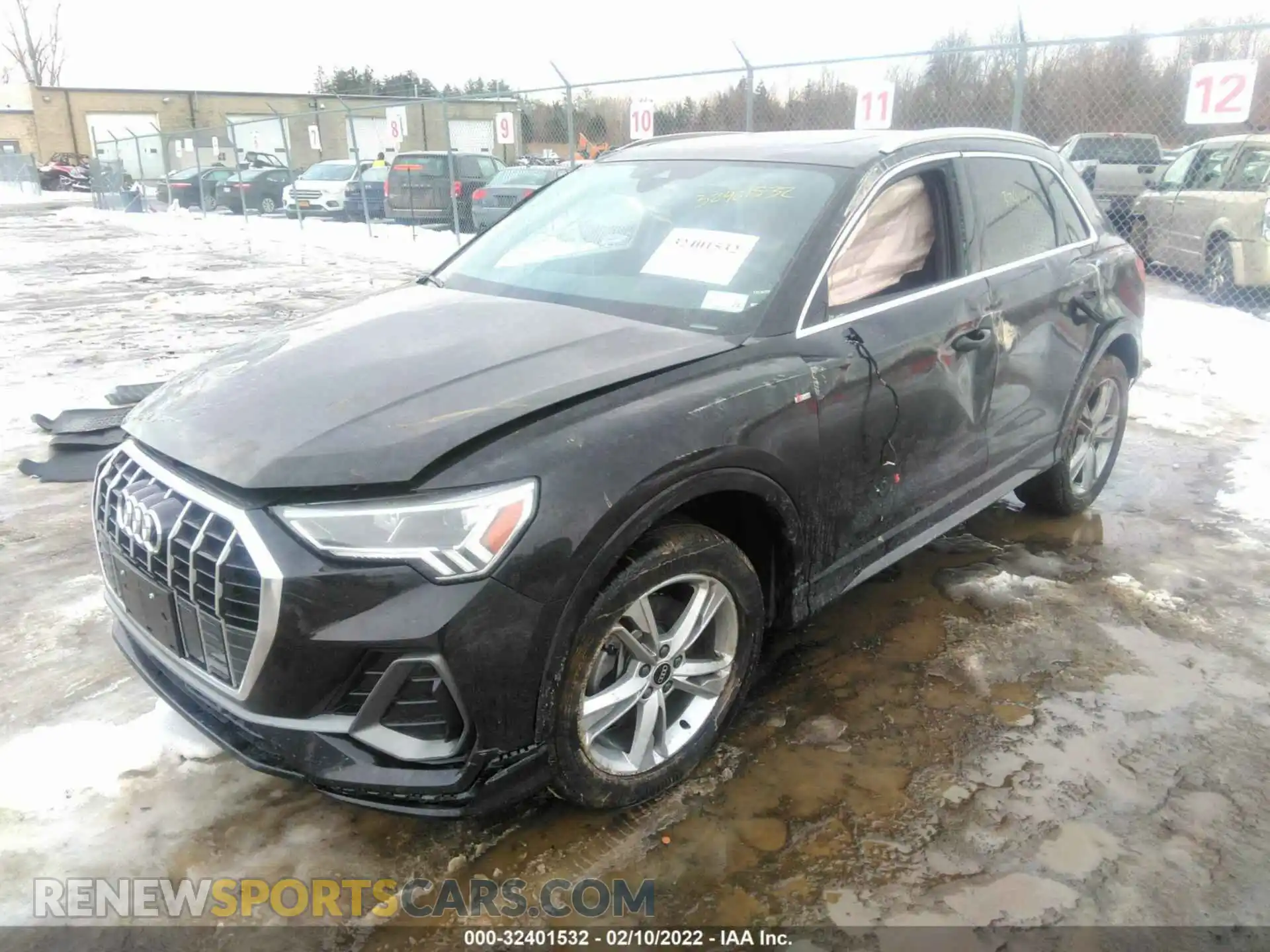 2 Photograph of a damaged car WA1EECF31M1019810 AUDI Q3 2021