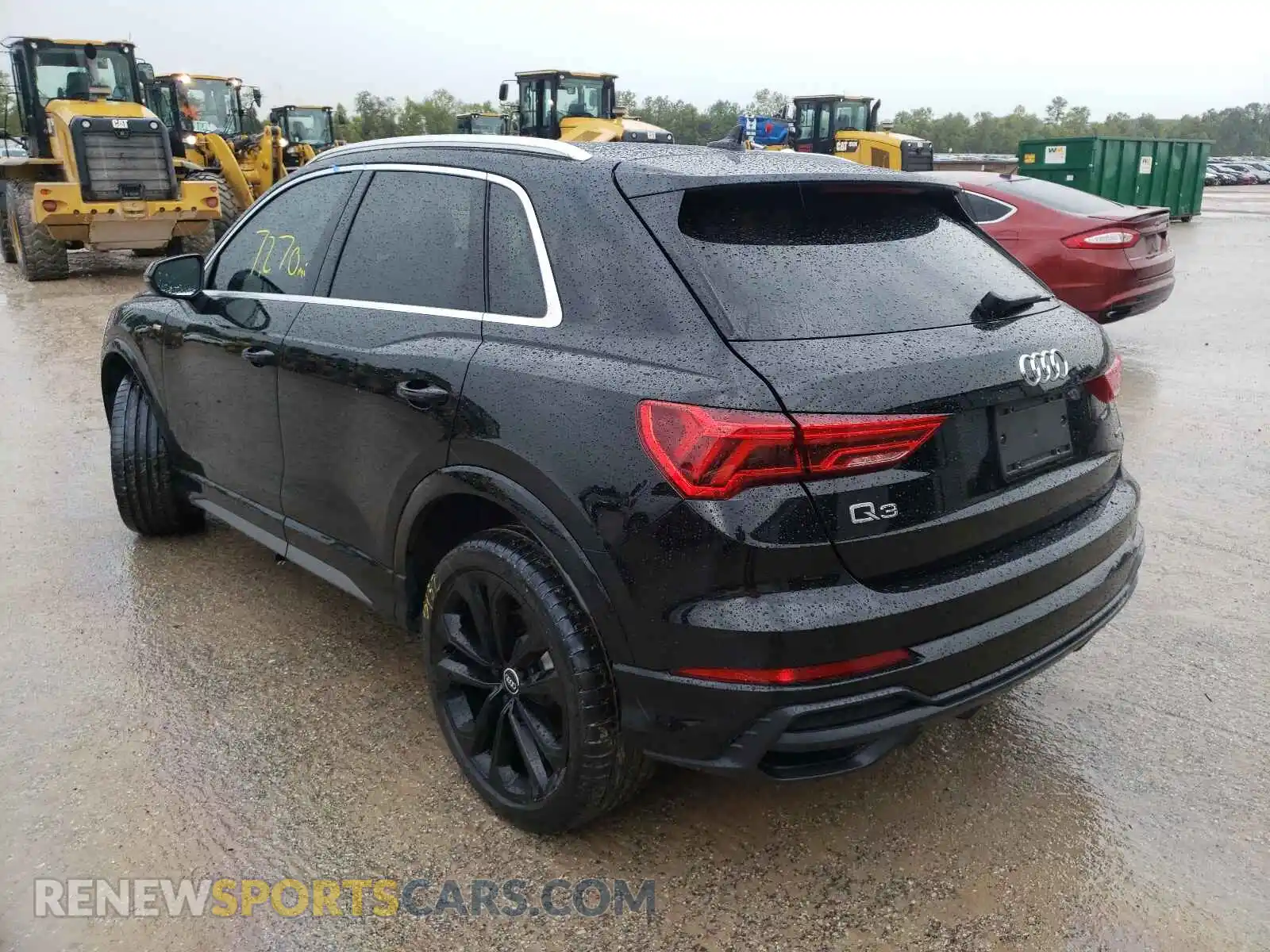 3 Photograph of a damaged car WA1EECF31M1113198 AUDI Q3 2021