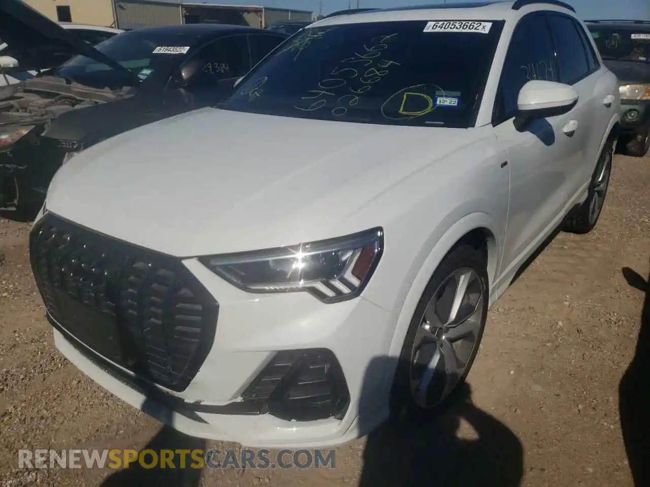 2 fotografías del automóvil dañado WA1EECF32M1026684 AUDI Q3 2021