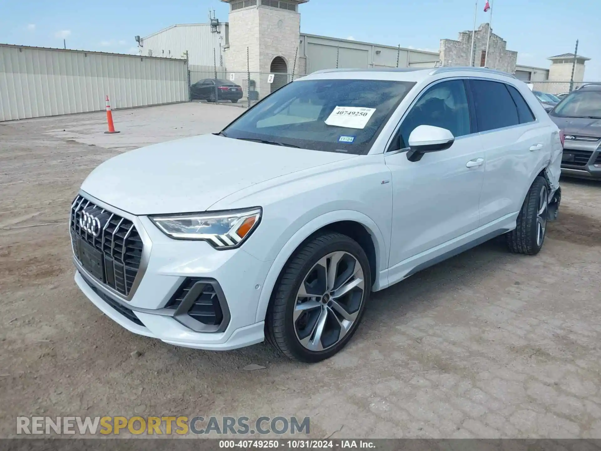 2 Photograph of a damaged car WA1EECF32M1045073 AUDI Q3 2021