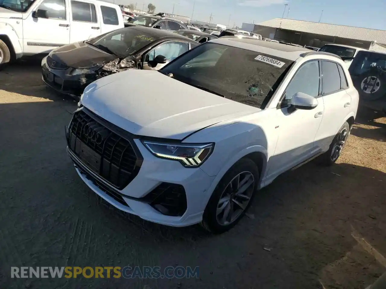 1 Photograph of a damaged car WA1EECF33M1130844 AUDI Q3 2021