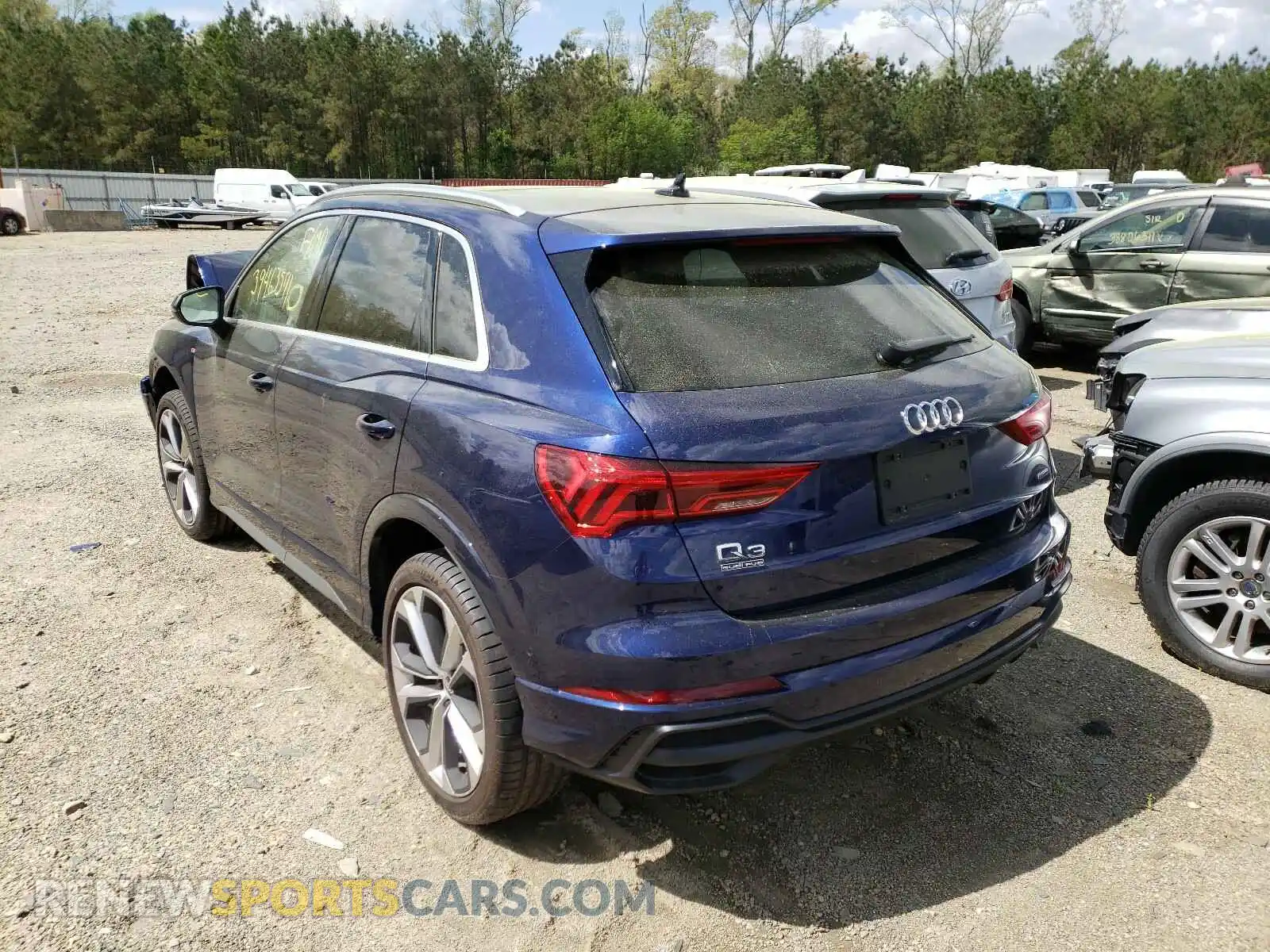 3 Photograph of a damaged car WA1EECF34M1056754 AUDI Q3 2021