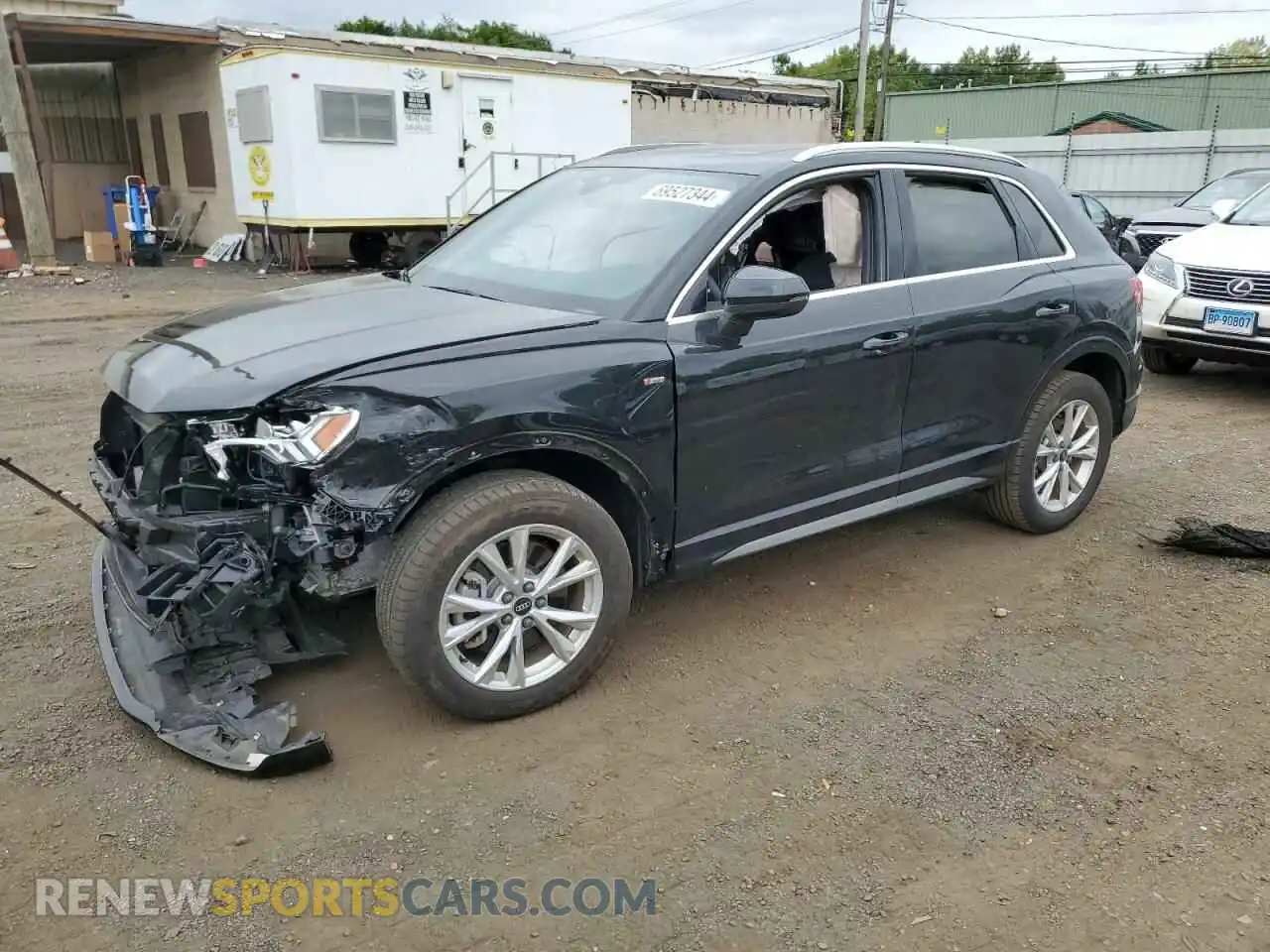 1 Photograph of a damaged car WA1EECF34M1089575 AUDI Q3 2021