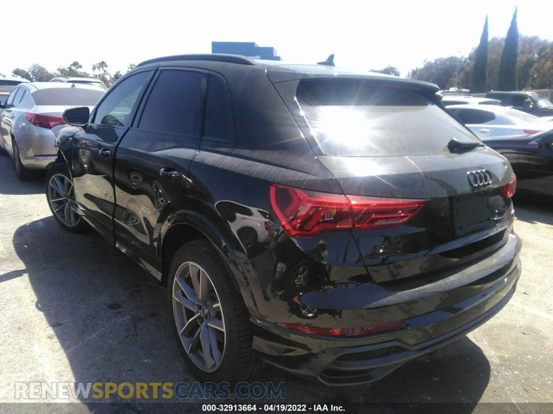 3 Photograph of a damaged car WA1EECF34M1108920 AUDI Q3 2021