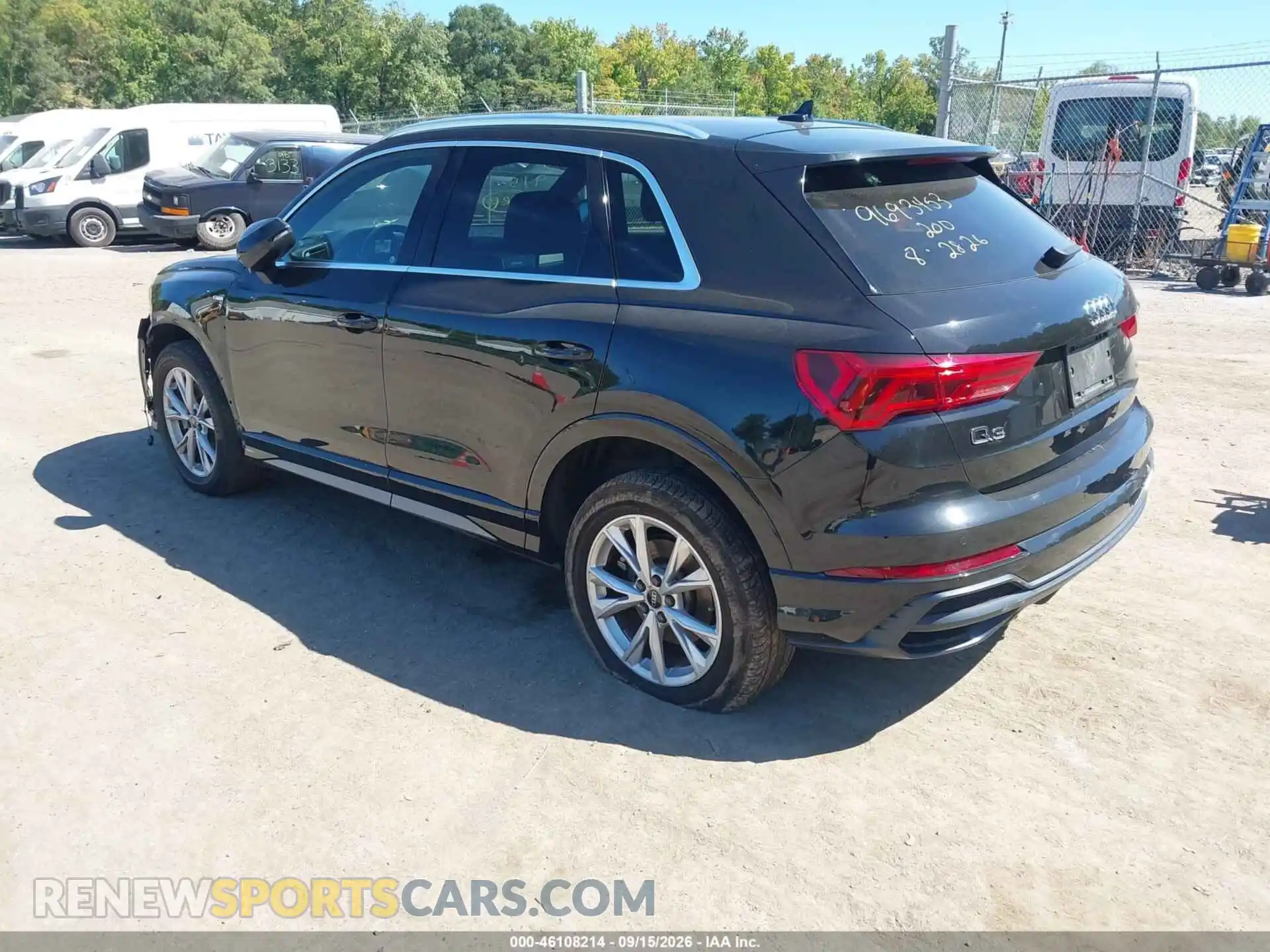 3 Фотография поврежденного автомобиля WA1EECF35M1022094 AUDI Q3 2021