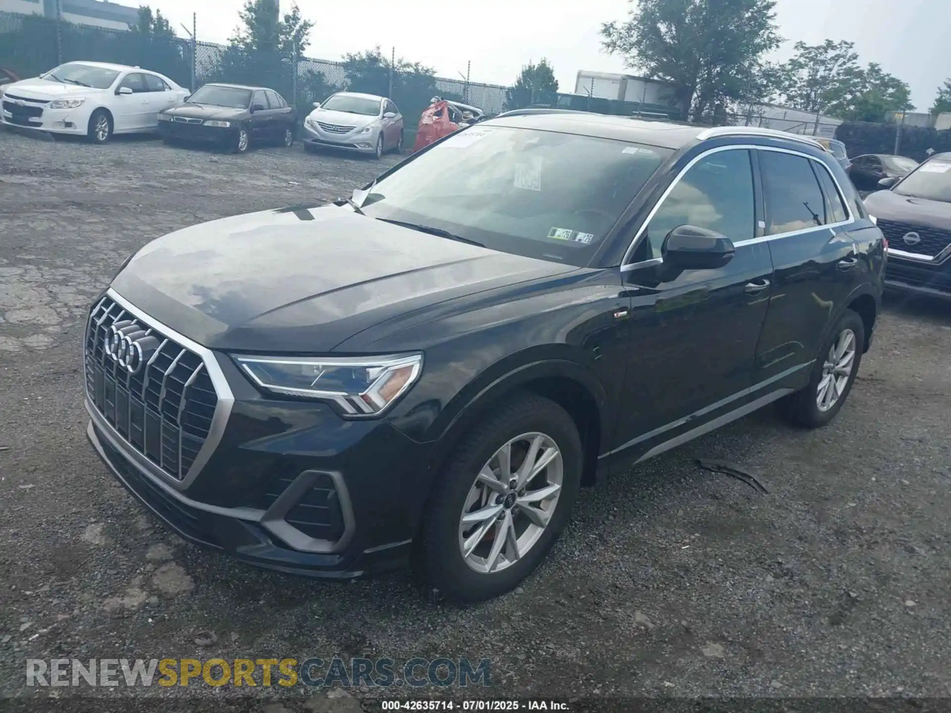 2 Photograph of a damaged car WA1EECF35M1103869 AUDI Q3 2021