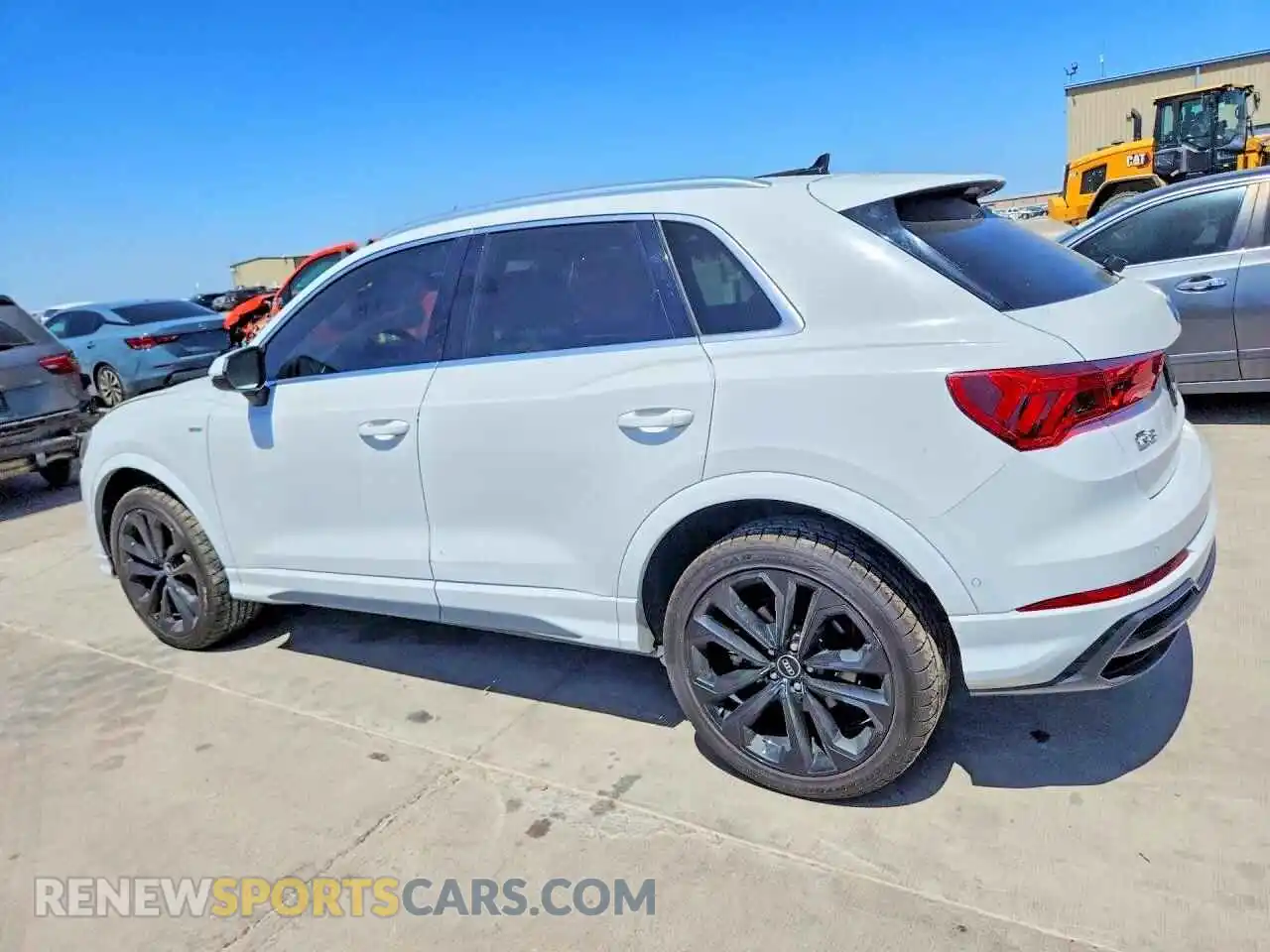 2 Фотография поврежденного автомобиля WA1EECF35M1119389 AUDI Q3 2021