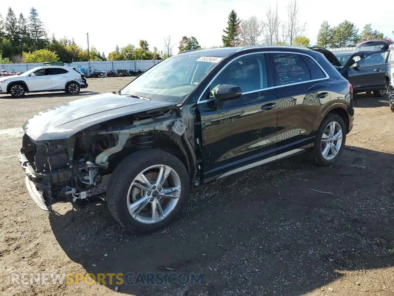 1 Photograph of a damaged car WA1EECF36M1155057 AUDI Q3 2021