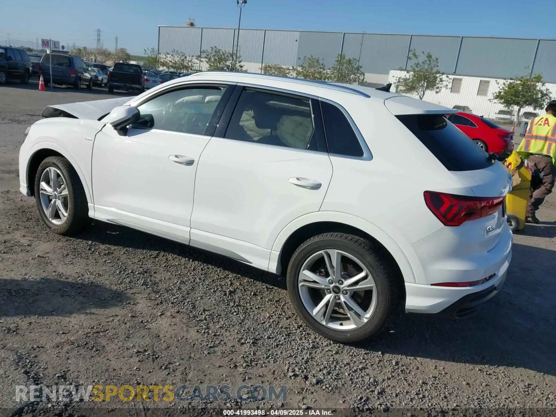 3 Photograph of a damaged car WA1EECF37M1044601 AUDI Q3 2021