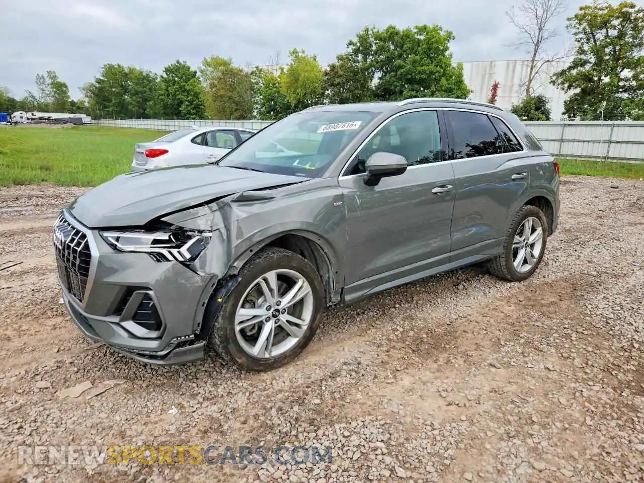 1 Photograph of a damaged car WA1EECF37M1092597 AUDI Q3 2021