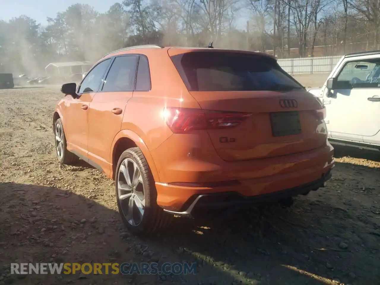 3 Photograph of a damaged car WA1EECF38M1153195 AUDI Q3 2021