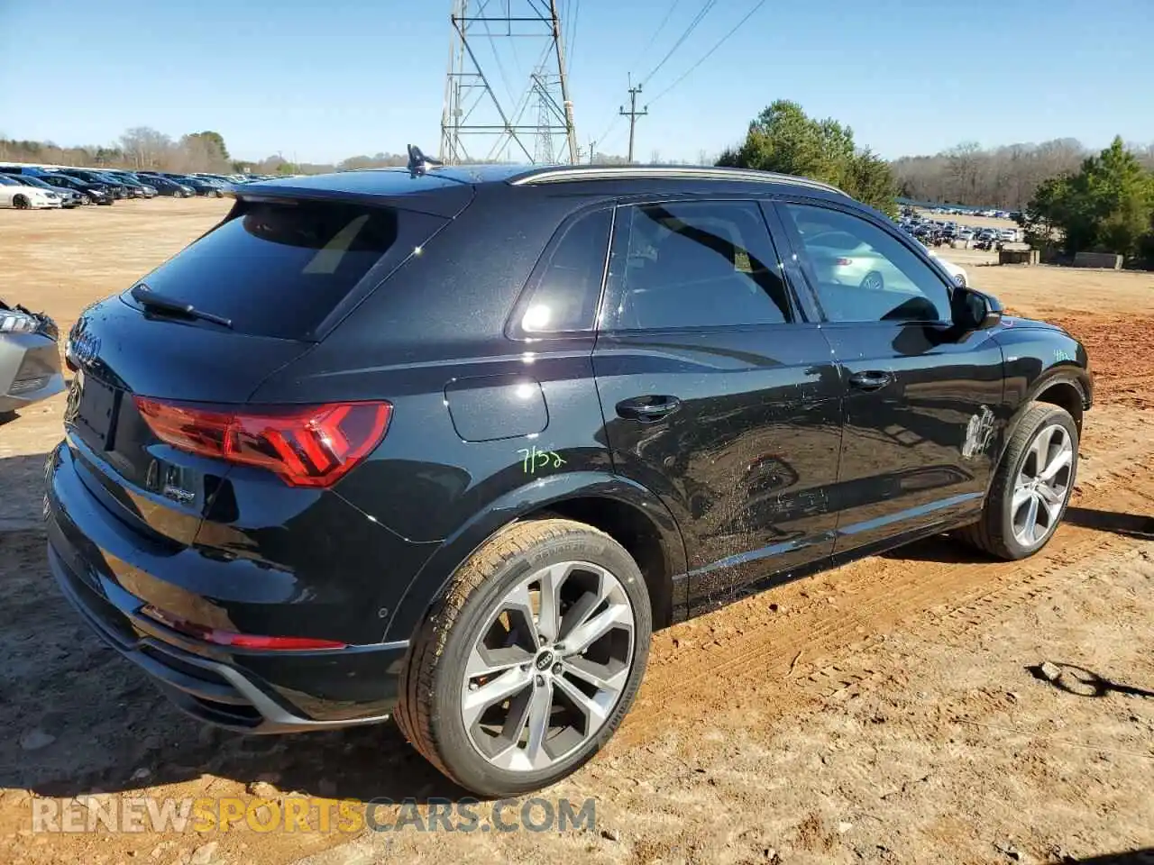 3 fotografías del automóvil dañado WA1EECF3XM1027811 AUDI Q3 2021