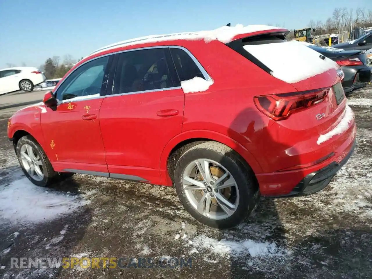 2 Photograph of a damaged car WA1EECF3XM1070142 AUDI Q3 2021