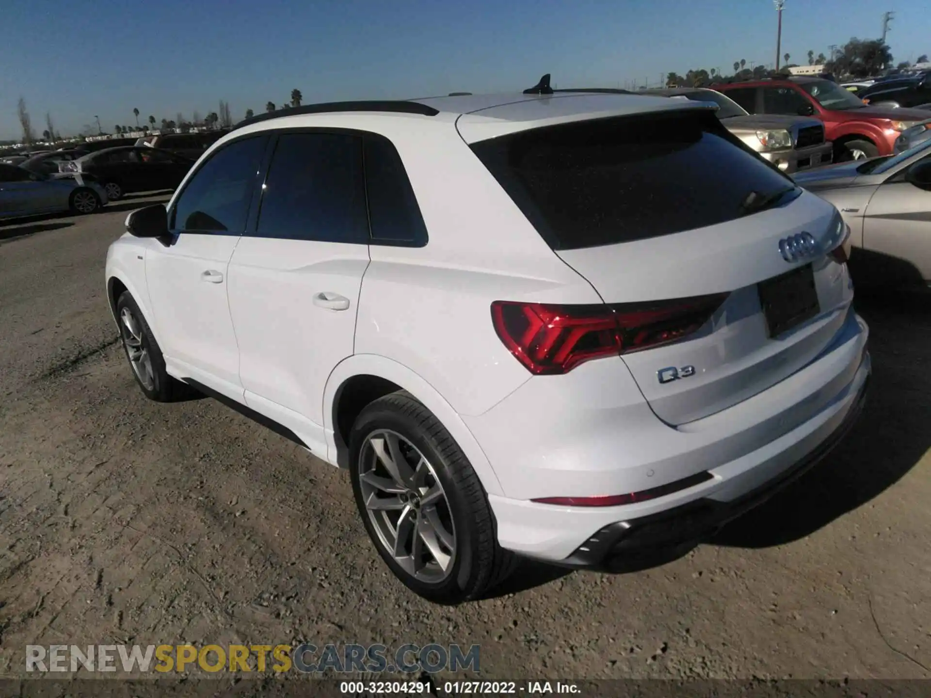 3 Фотография поврежденного автомобиля WA1EECF3XM1125480 AUDI Q3 2021