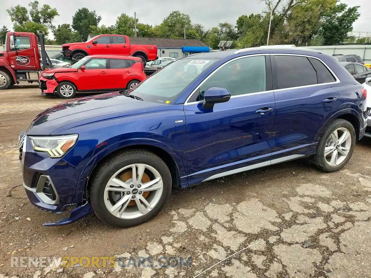 1 Фотография поврежденного автомобиля WA1EECF3XM1142201 AUDI Q3 2021