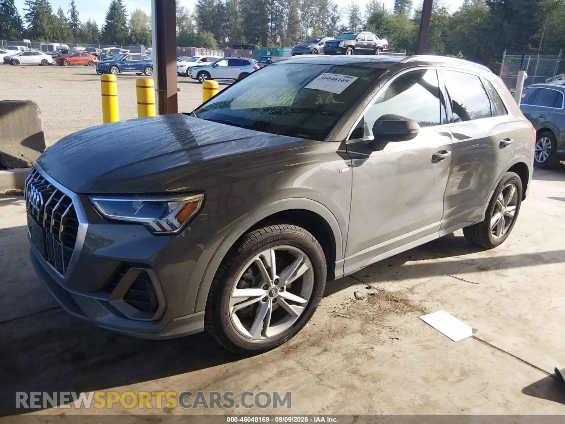 2 Photograph of a damaged car WA1FECF32M1050584 AUDI Q3 2021