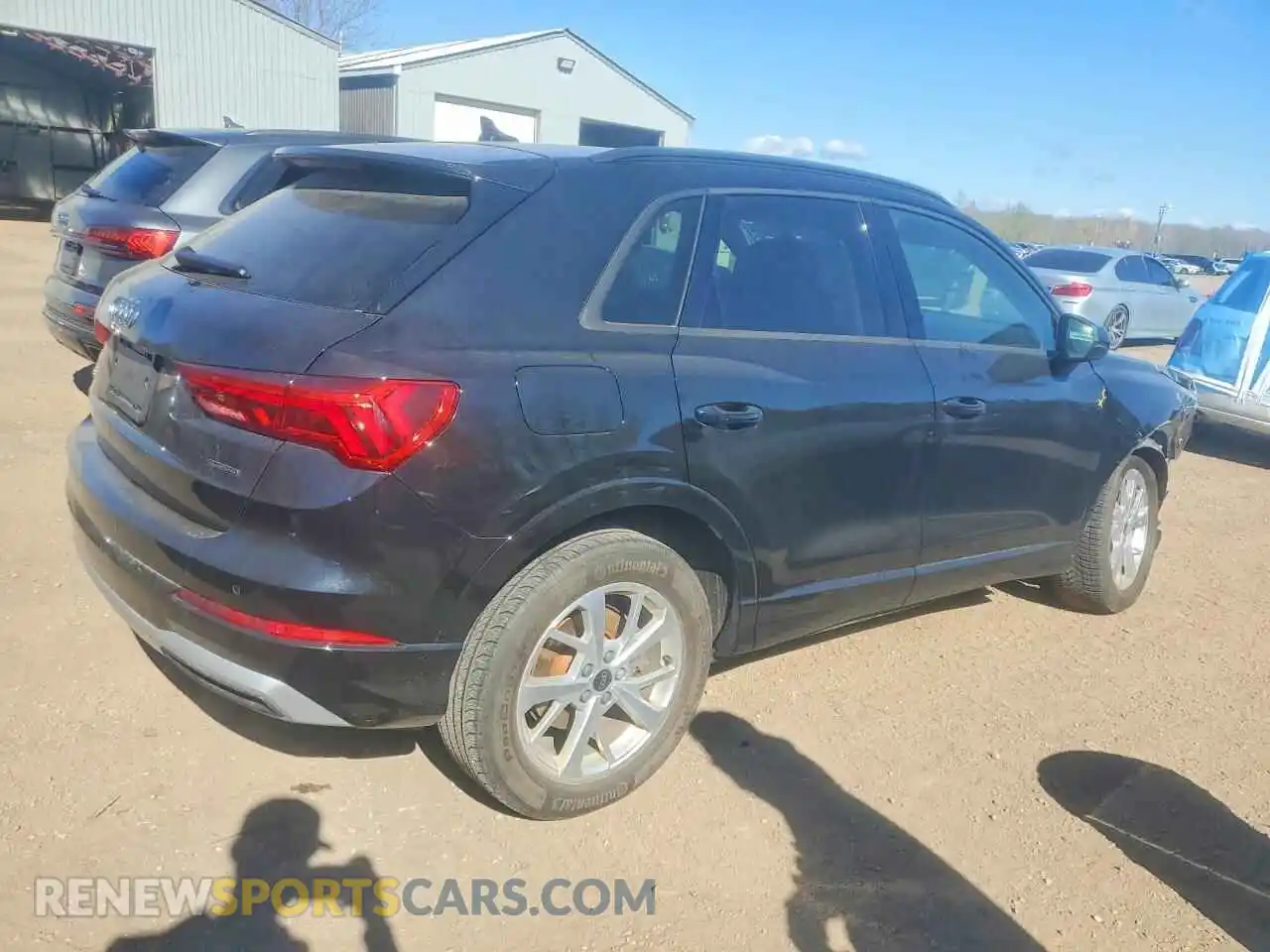 3 Photograph of a damaged car WA1AECF31N1064892 AUDI Q3 2022