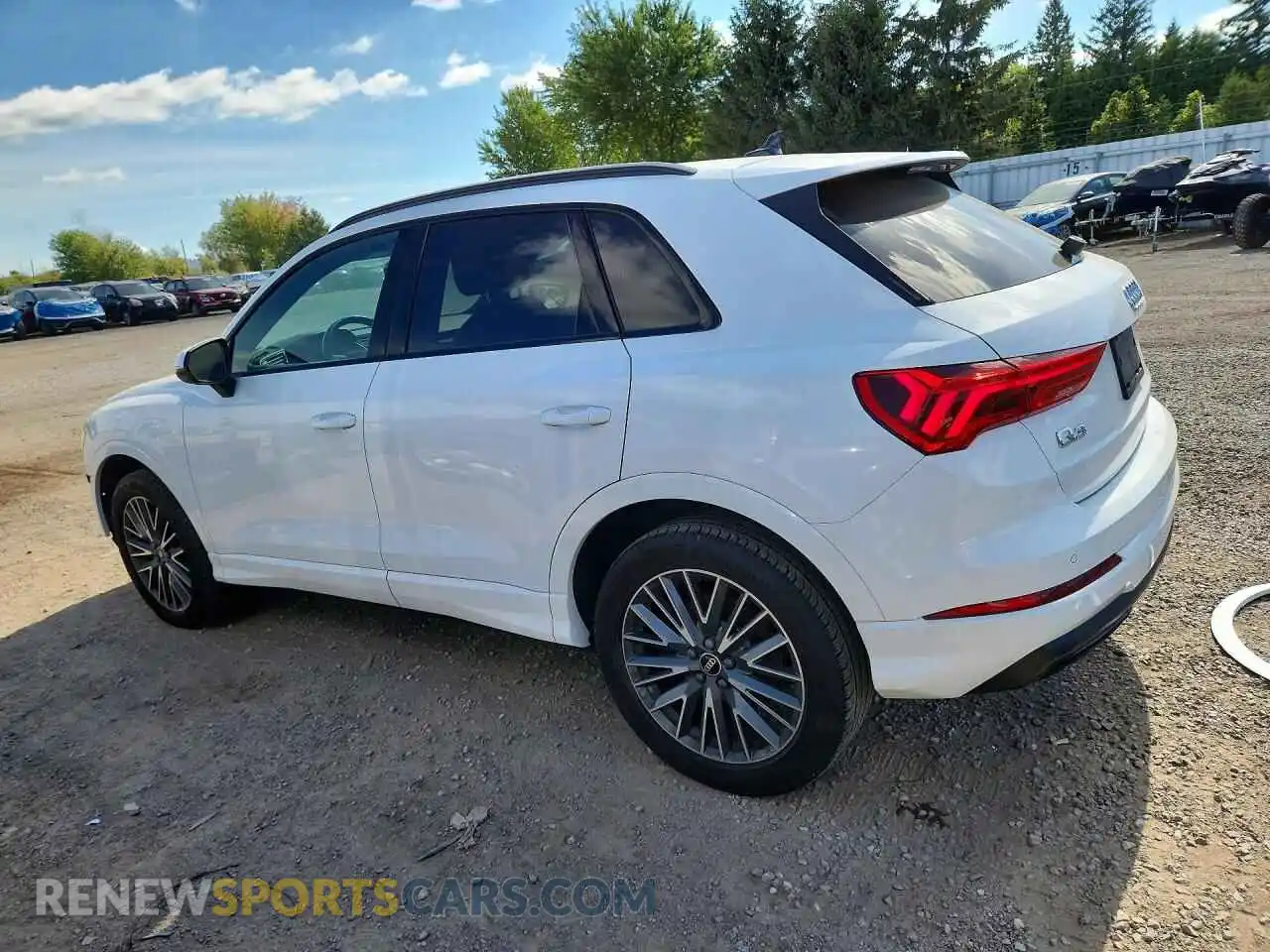 2 Photograph of a damaged car WA1AECF31N1128669 AUDI Q3 2022