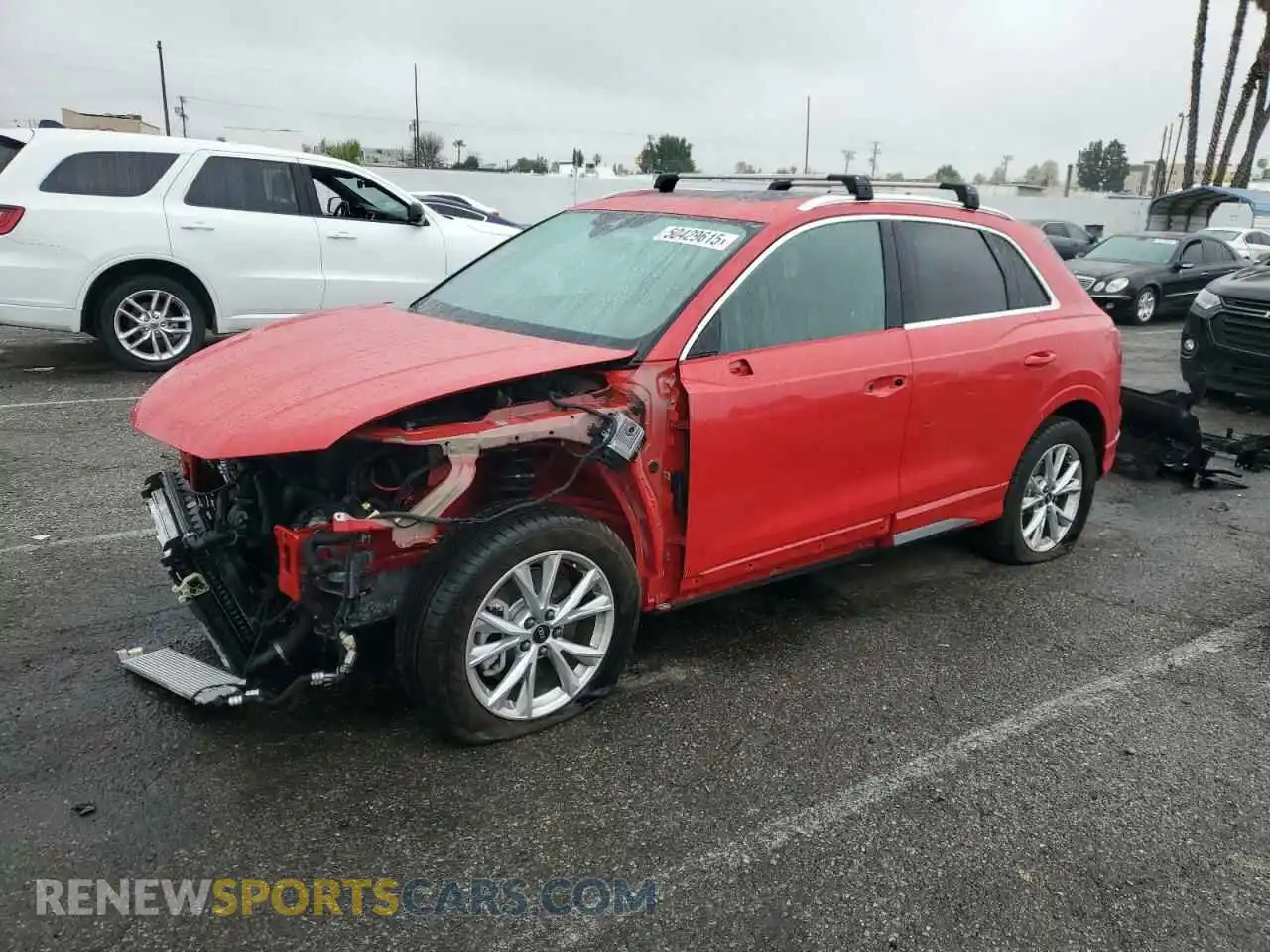 1 Photograph of a damaged car WA1DECF30N1121967 AUDI Q3 2022