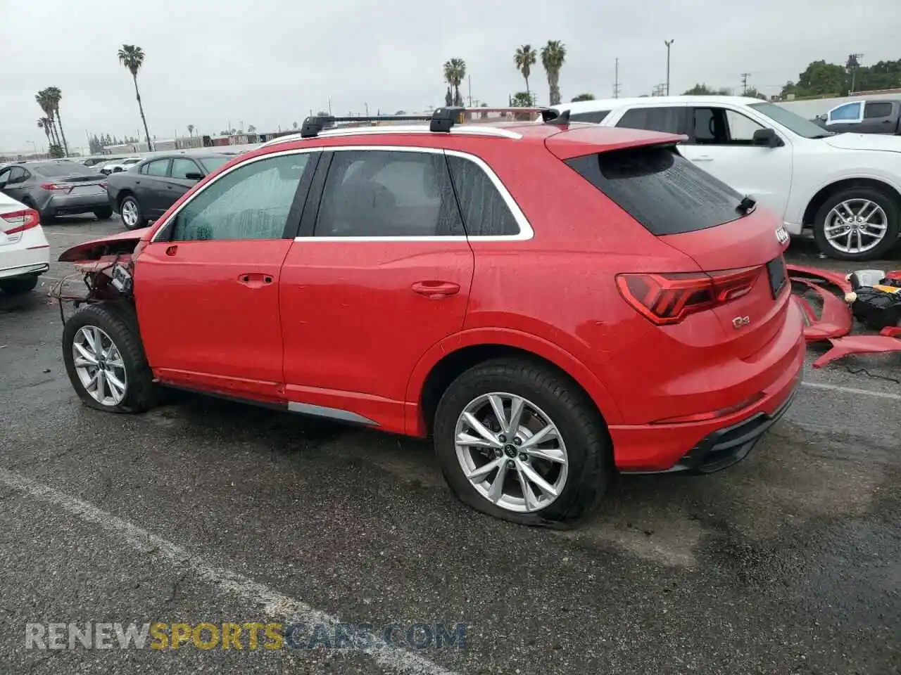 2 Photograph of a damaged car WA1DECF30N1121967 AUDI Q3 2022