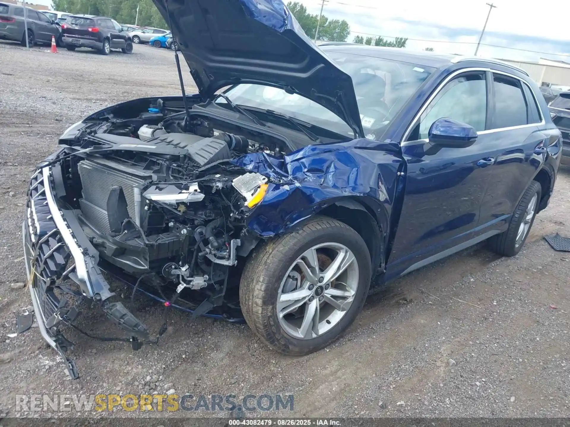 2 Photograph of a damaged car WA1DECF31N1075839 AUDI Q3 2022