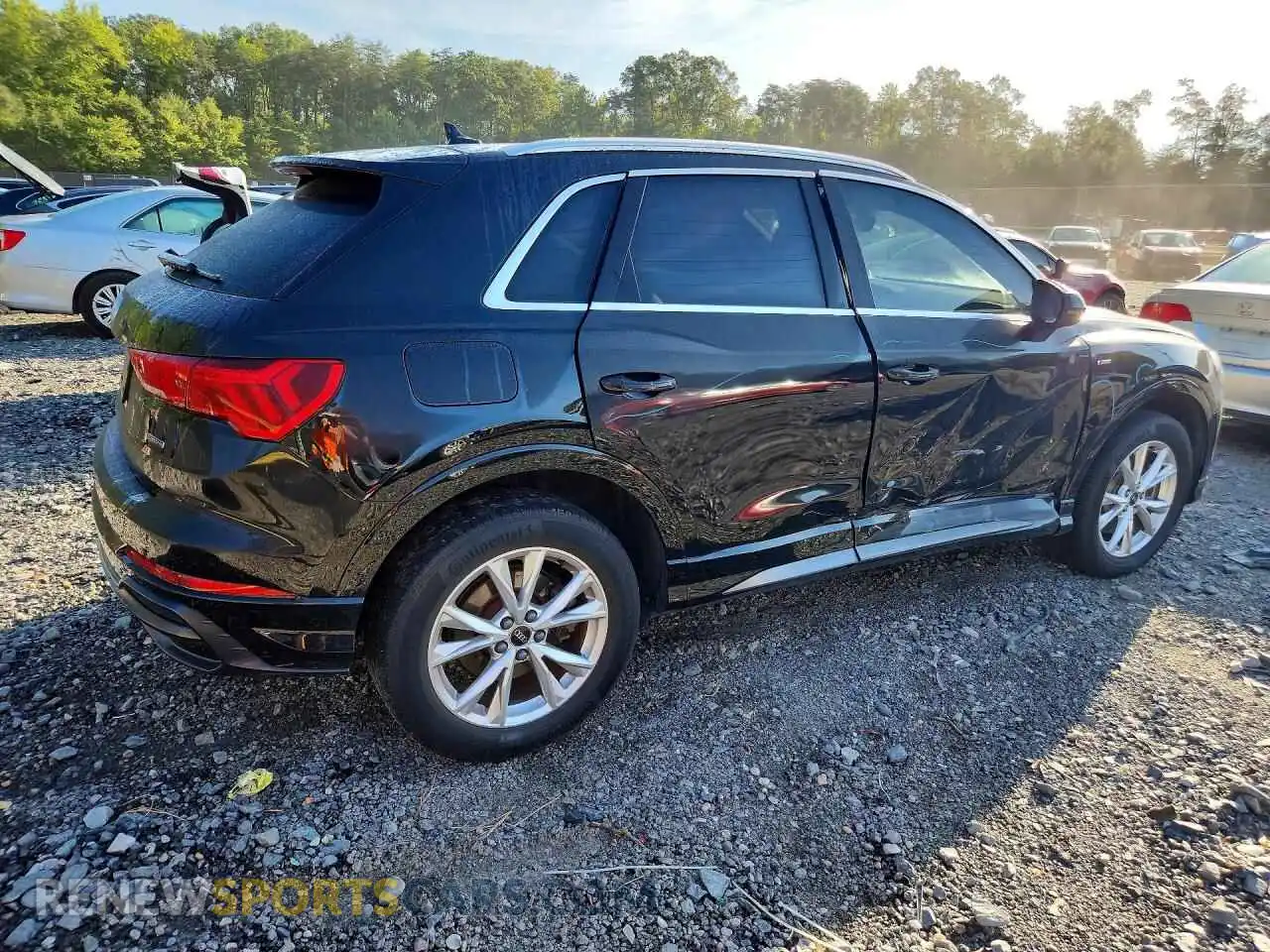 3 Фотография поврежденного автомобиля WA1DECF32N1065143 AUDI Q3 2022