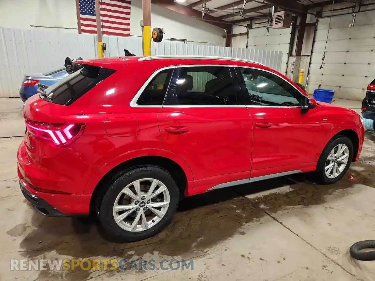 3 Фотография поврежденного автомобиля WA1DECF32N1120058 AUDI Q3 2022