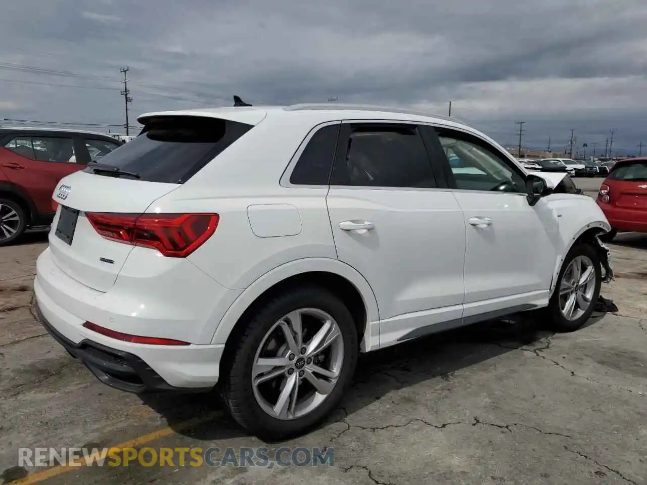 3 Photograph of a damaged car WA1DECF33N1129223 AUDI Q3 2022